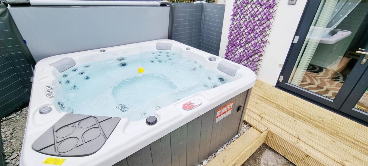 Marthys House With Hot Tub Looe Villa Eksteriør bilde